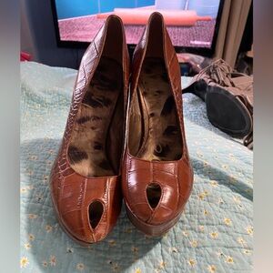 Sam Edelman Niland brown leather croc peep toe heel